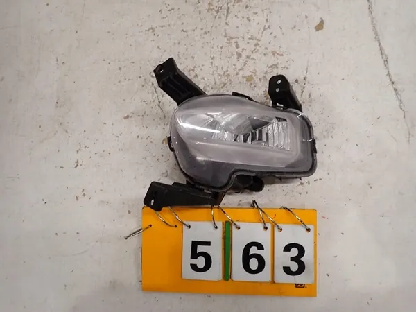 Farol Halógeno Esquerdo KIA CEED III 2017- 92201-J7000 image 2