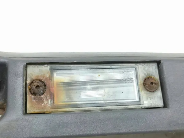 Chrysler Voyager OEM AMD170328 Luz da Matrícula image 8