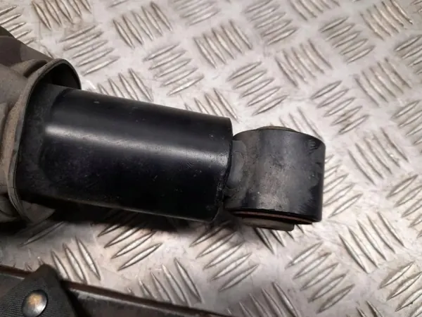 Porsche Cayenne takaoikea iskunvaimennin OEM 7P5616504AE image 9