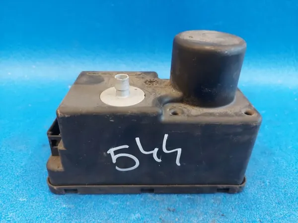 VW Golf 3 keskuslukituspumppu OEM 1H0962257G image 2