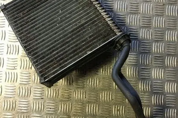 Airconditioning Radiator AUDI A4 1.9L diesel OEM 8E1820103A image 2