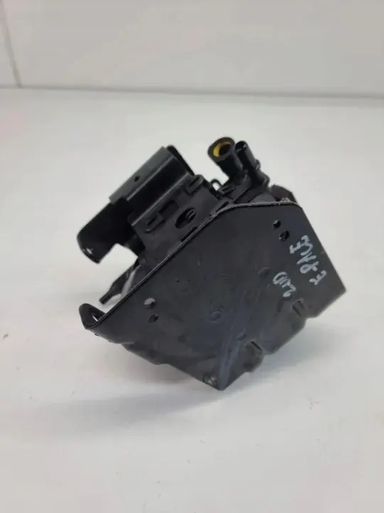 Fuel Filter Jaguar E-Pace EJ329D202AF image 4