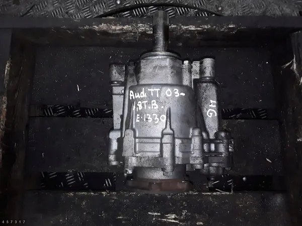 2003 Audi TT Boîte de transfert 1800 Turbo Essence 02m409053 image 1