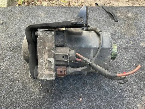 Bomba de direção elétrica VW SEAT SKODA 6Q0423155M image 3