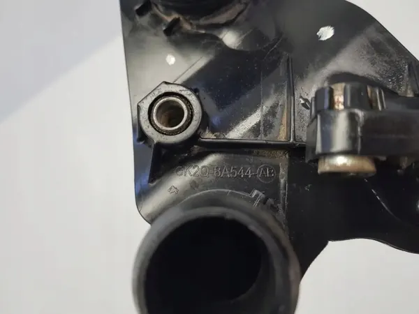 Begagnad Ford vattenkoppling för Transit MK8 image 5