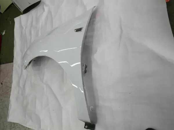 Vänster främre skärm Dacia Sandero 2 Logan II 12-15 image 3