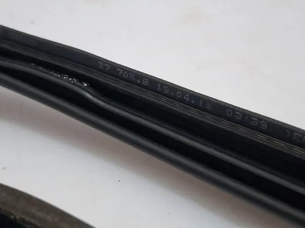 OEM 3C9827705 Heckklappendichtung für VW Passat B7 2011 image 6