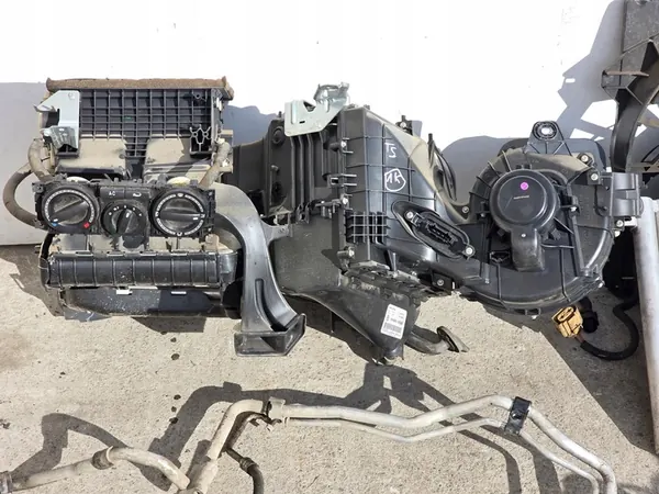 VW T5 1.9 TDI 03- Système Climatisation Complet 1K image 4