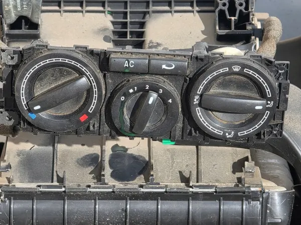 VW T5 1.9 TDI 03- Système Climatisation Complet 1K image 5