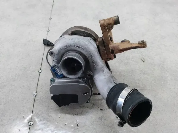 Turbo BorgWarner OEM 53049900054 - Pièce d'occasion image 5