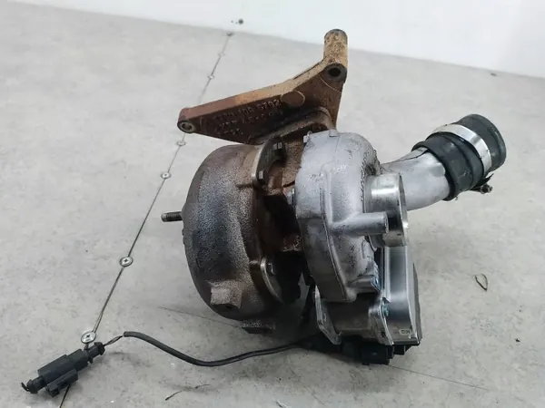 Turbo BorgWarner OEM 53049900054 - Pièce d'occasion image 6