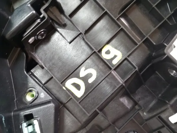 Túnel central Citroen DS9 image 6