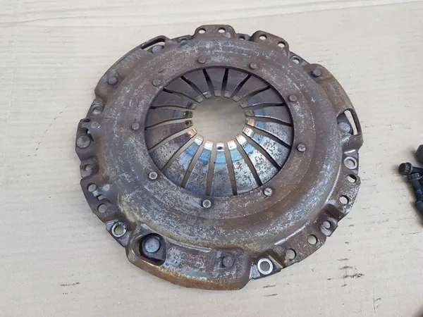 Conjunto de Embreagem Completo / Audi A2 1.4 TDI AMF 75CV / Funcional image 3