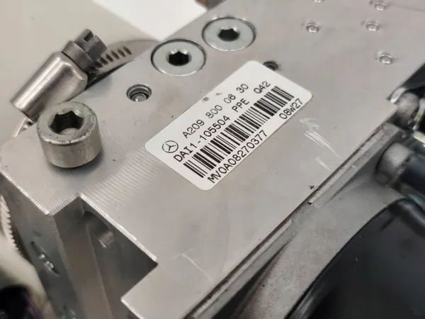 Hydrauliikkapumppu taittokatto OEM A2098000630 Mercedes image 5