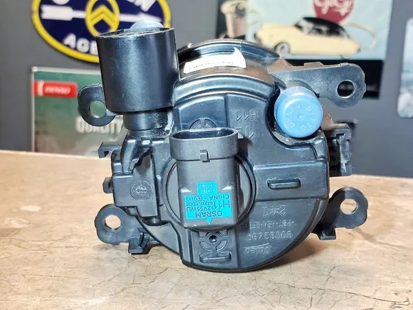 Renault Clio IV Kadjar halógeno esquerdo 261550885R Valeo image 6