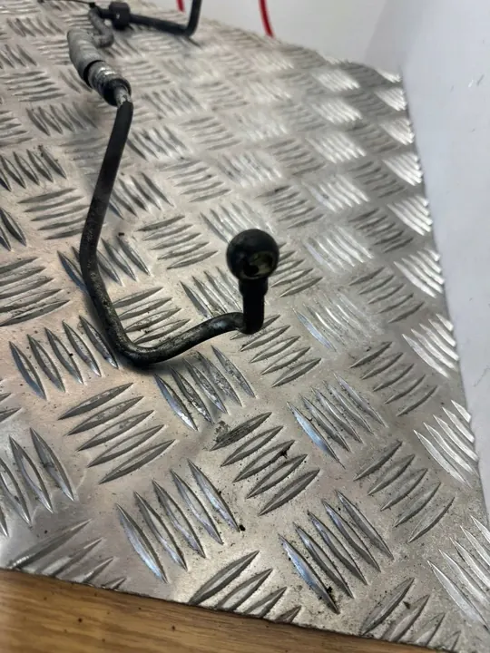 Opel Zafira A 2004 Tubo de Óleo Turbo Frontal image 2