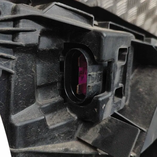 Pièce refroidissement OEM 0130708461 Mercedes-Benz E Coupé image 3