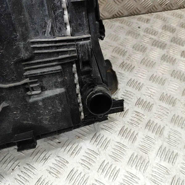 Pièce refroidissement OEM 0130708461 Mercedes-Benz E Coupé image 4