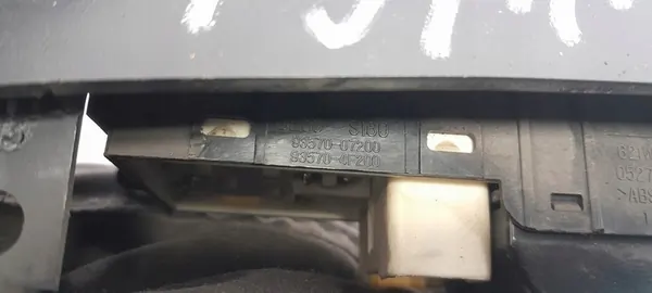 KIA PICANTO I Raam Schakelaar 935704F200 image 3