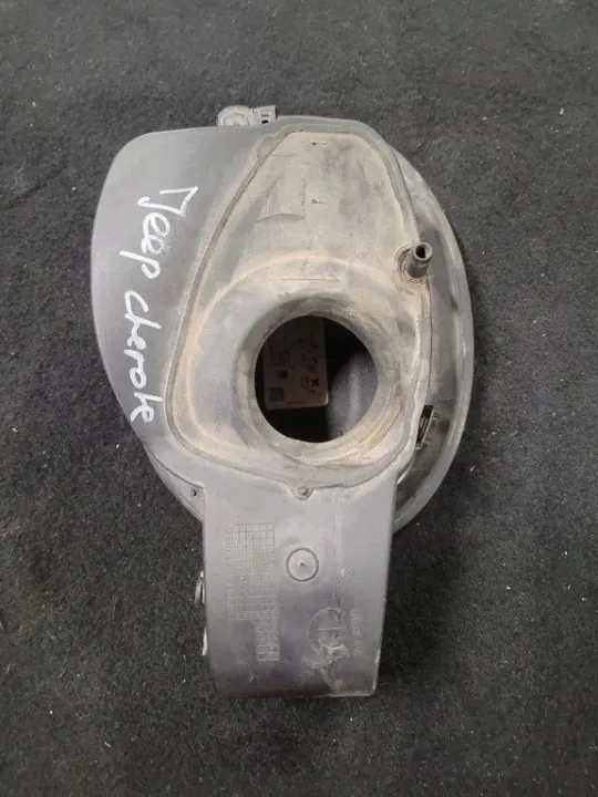Tapa de depósito Jeep Cherokee OEM 68433167AA 2019 image 5
