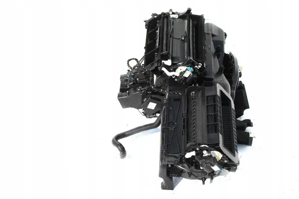 Soprador Aquecimento VW Passat B8 OEM 3Q1816005B Usado image 9