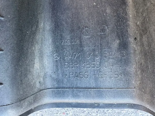 Oliepan Mercedes Actros MP4 2017 OEM A4710108413 image 6