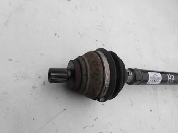 Drivaxel 1K0407272RB Passat B7 Superb II 2.0TDI Höger image 2