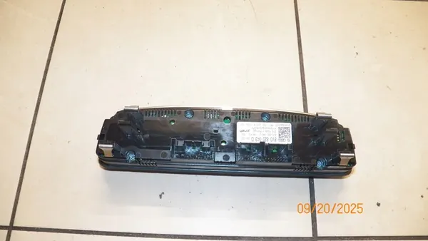 Centrale Knoppenpaneel Audi A3 8V image 2