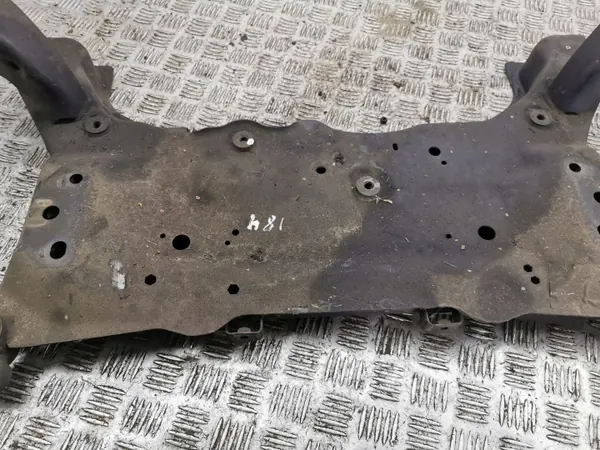 Ford Focus 2011 Etuapukansi OEM AMD102256 image 5