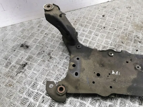 Ford Focus 2011 Etuapukansi OEM AMD102256 image 7