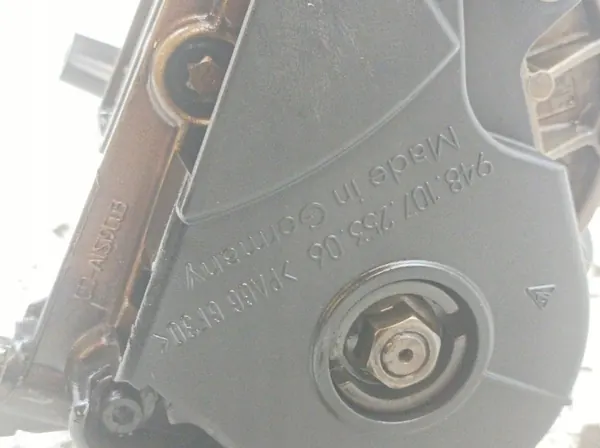 Bomba de aceite usada OEM 5907911105426 Porsche Cayenne image 5