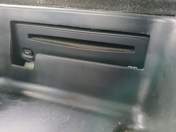 DVD-vaihtaja Chrysler Pacifica OEM YZ-1516-818 image 3