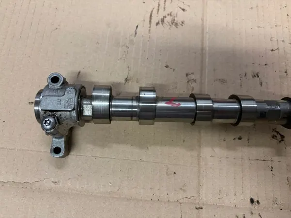 OEM 8664036 Árbol de levas admisión BMW 2.0 Turbo image 3