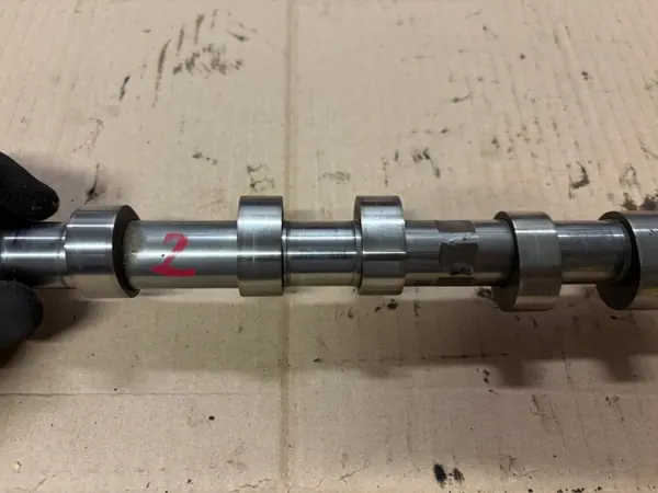 OEM 8664036 Árbol de levas admisión BMW 2.0 Turbo image 4