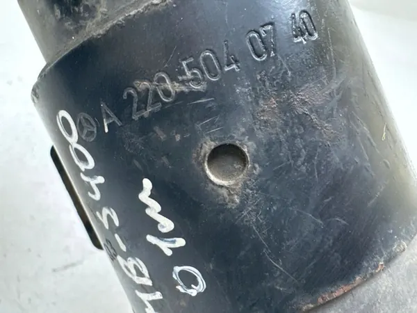 MERCEDES W220 4.0 CDI Pompe à Eau image 5