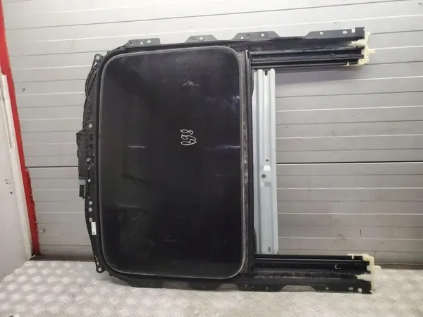 Audi A4 S4 B9 Schievedak OEM 8W5877041 - Gebruikt image 2