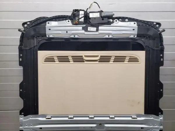 Audi A4 S4 B9 Schievedak OEM 8W5877041 - Gebruikt image 9
