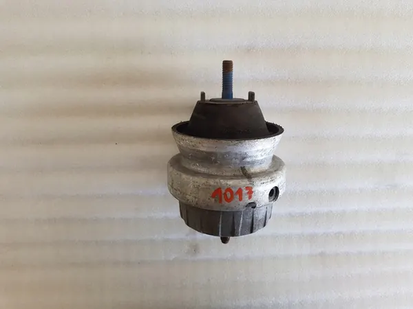 AUDI A6 C6 Motorsteun 4F0199382B image 2