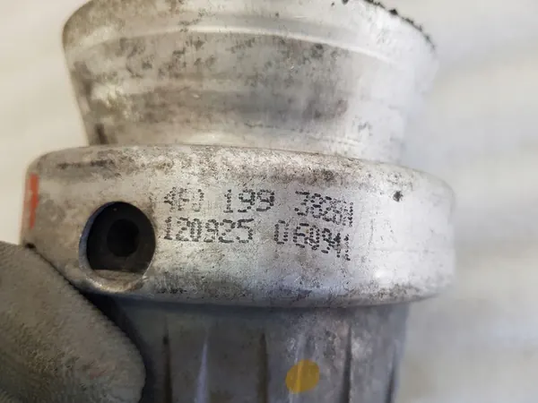 AUDI A6 C6 Motorsteun 4F0199382B image 5