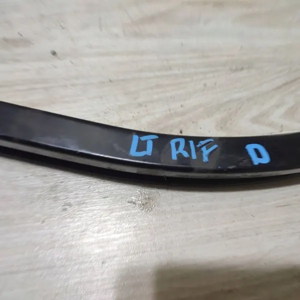 Nedre skjutdörrsskena vänster bak OEM 27400 image 3