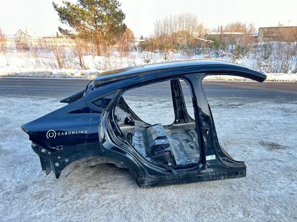 Panel trasero Ford Mustang Mach-E OEM NA image 2