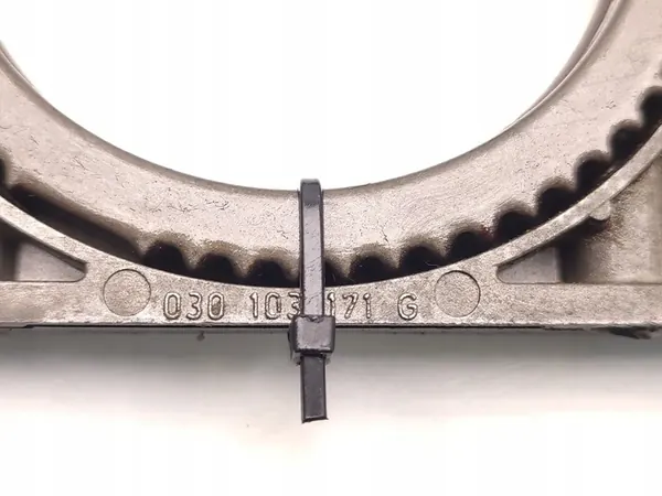 Skoda Fabia Motordel 1.6 Bensin 030103171G image 6