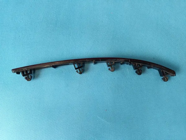 OEM 5NA945104 5NA945106A VW Tiguan II Reflector Trasero image 3