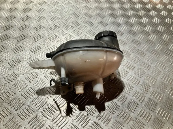 Uitzettank TM30628 voor Mercedes C-Klasse W205 2.2 CDI image 2