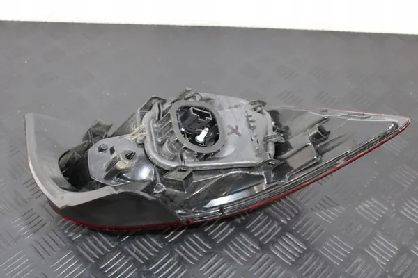 Luz trasera derecha Dacia Sandero Stepway III 3 LIFT image 2