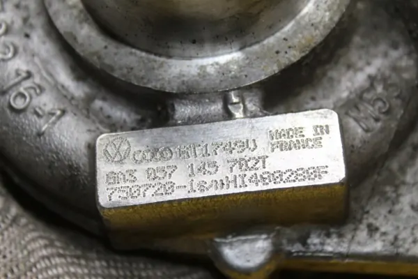 Turbo OEM 057145702T Derecho para Audi A8 D3 4.0 TDI image 9