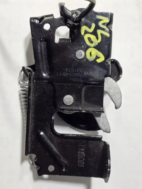BMW OEM 7242548 Linker Motorhaubenverschluss - Gebraucht image 2