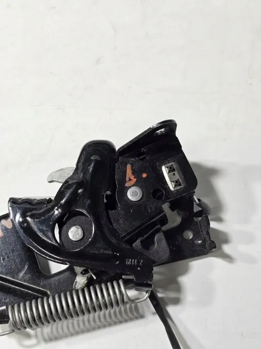 BMW OEM 7242548 Linker Motorhaubenverschluss - Gebraucht image 7