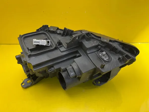 Rechter Koplamp Mercedes GLA W156 Bi-Xenon ILS A1569062400 image 6