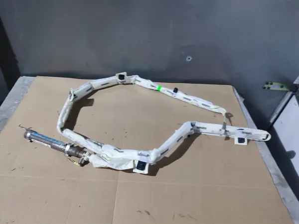 OEM 5C6880742C Höger Airbaggardin för VW Jetta VI image 2